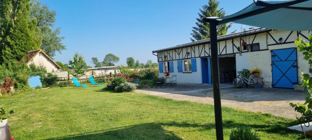 La Cle Des Champs Bed and Breakfast Asnieres  Exteriör bild